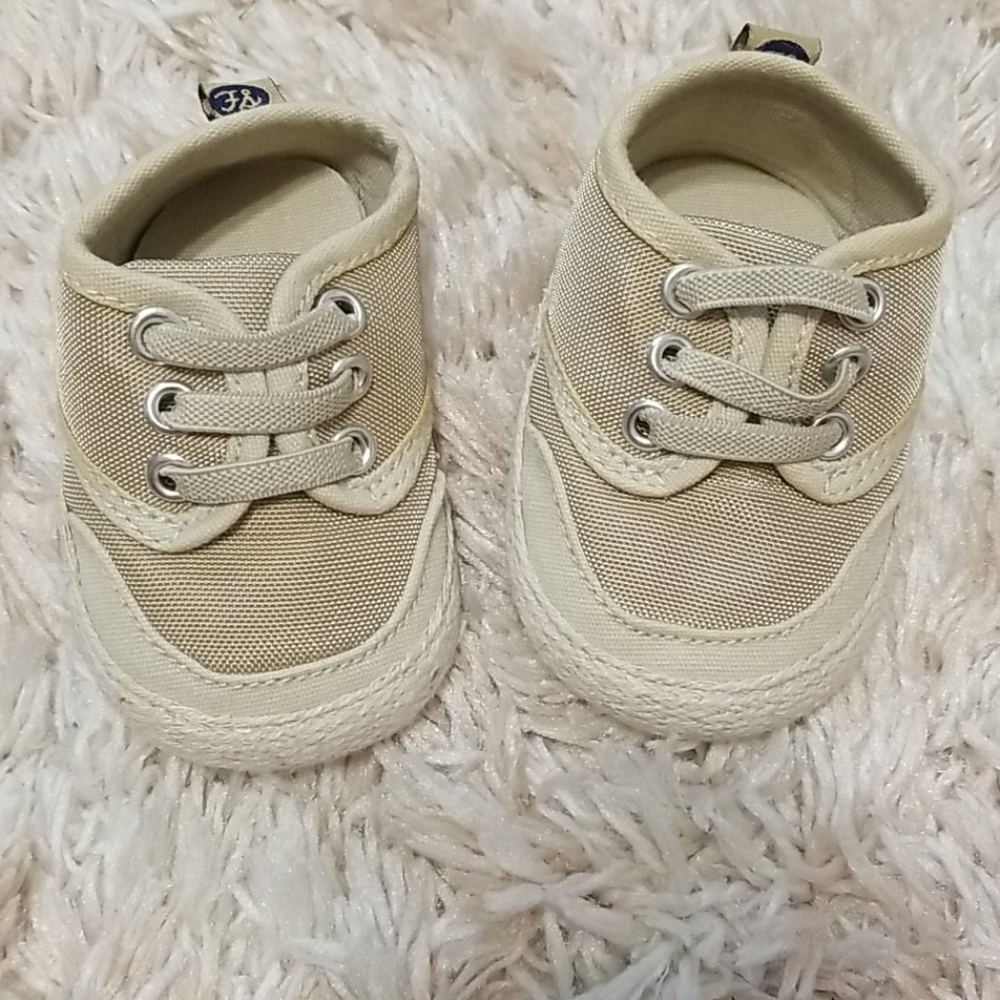 Newborn shoes